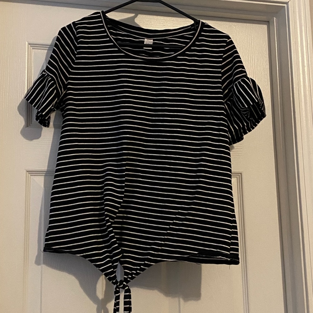Striped Black & White Tie-Hem Women's Top